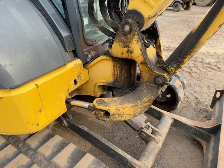 2014-komatsu-pc45mr-3-image-12