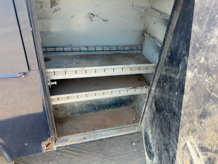 2002-ford-f350-xl-image-19