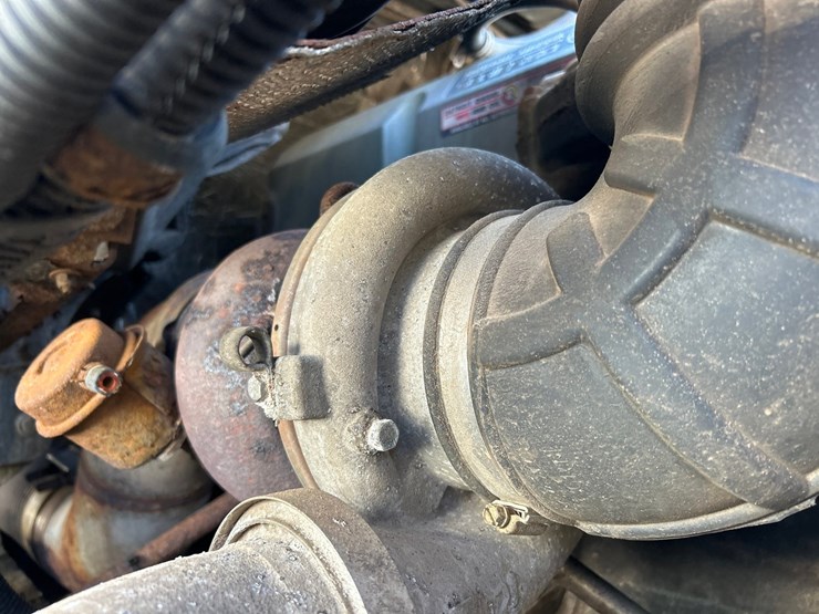 2002-massey-ferguson-8-image-49