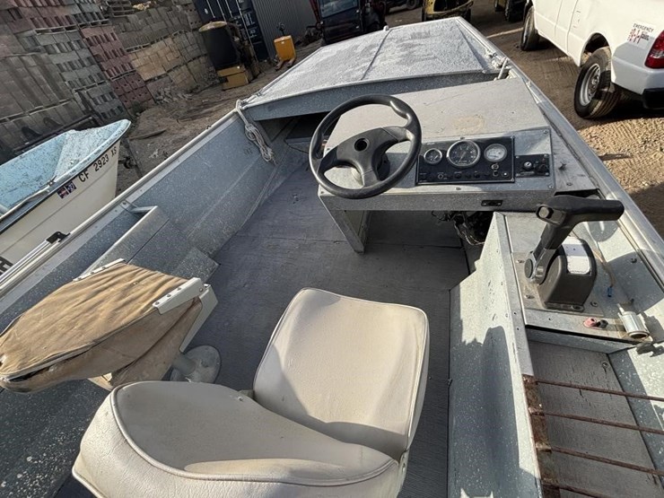 1999-unknown-trailer-image-16