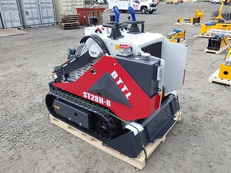 2026-bttl-st28h-6-skid-steer-tracked-loader-image-2