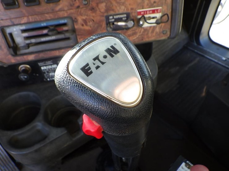 1999-international-9300-image-53