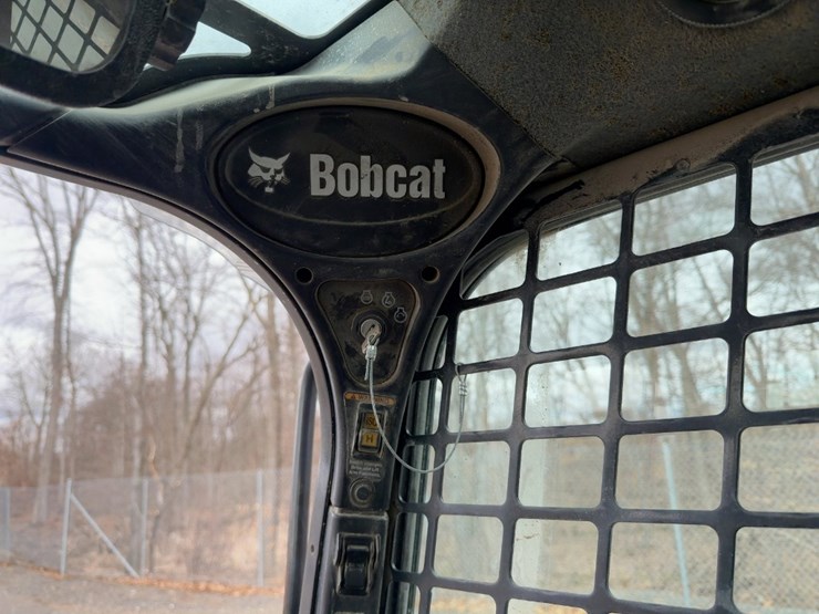 2019-bobcat-s570-image-20