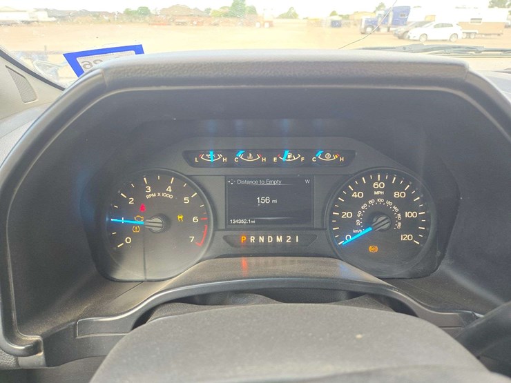 2017-ford-f150-xl-image-17