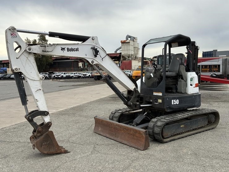 2018-bobcat-e50-image-1