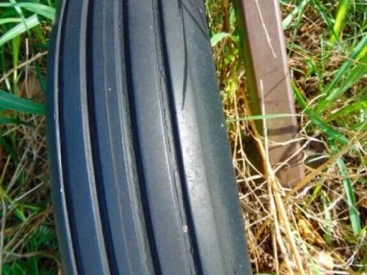 john-deere-825-image-6