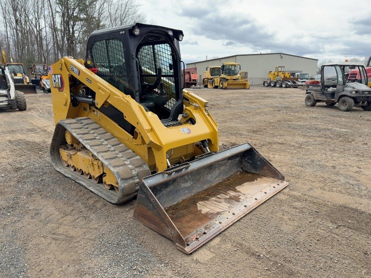 2023-caterpillar-279d3-image-7