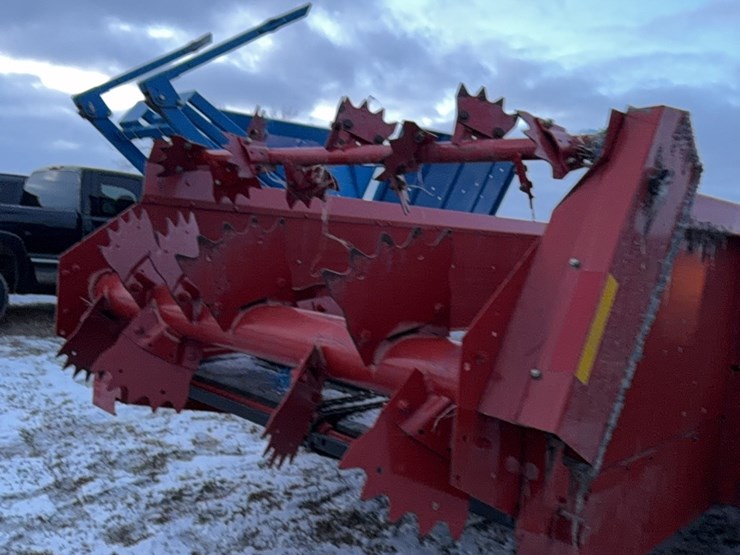 new-holland-195-image-41