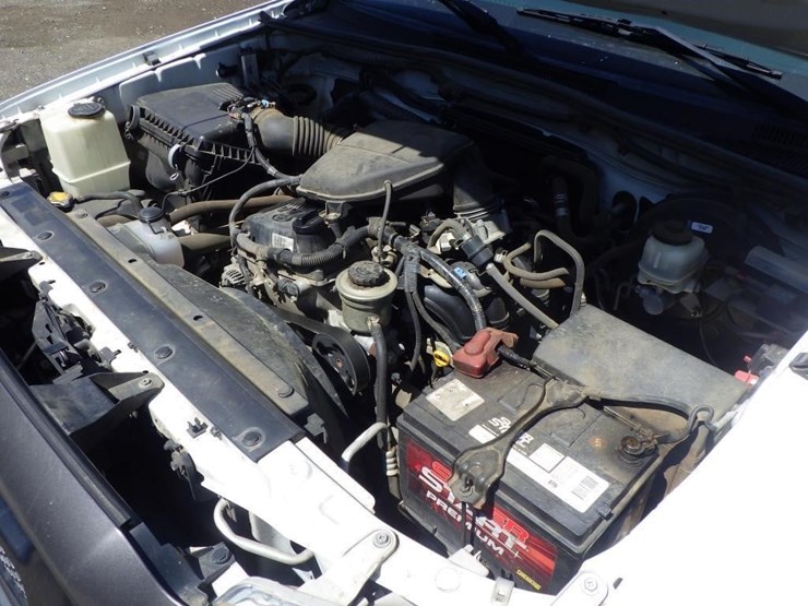 2013-toyota-tacoma-image-8