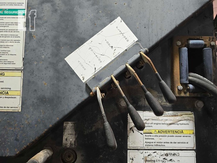 2015-freightliner-business-class-m2-106-image-20