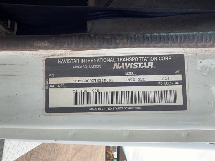 1996-international-4900-image-25