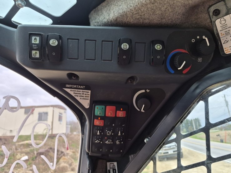 2019-deere-333g-image-16