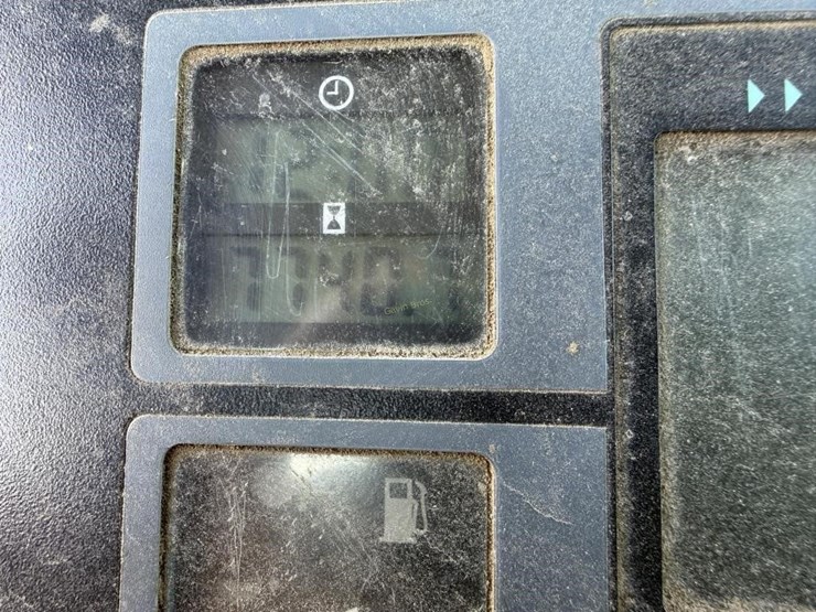 case-ih-mx120-image-22