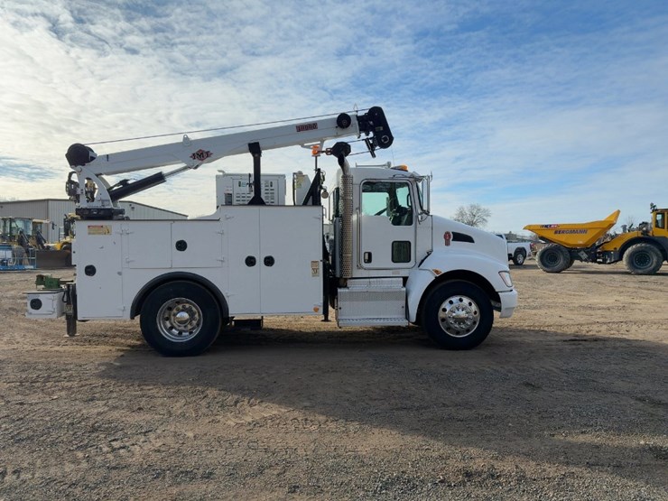 2017-kenworth-t270-image-6