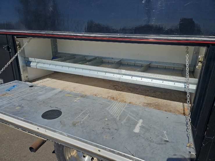 2005-ford-e450-image-19