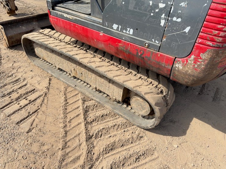 2007-takeuchi-tb135-image-20