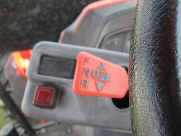 2022-kubota-m6s-111-image-41