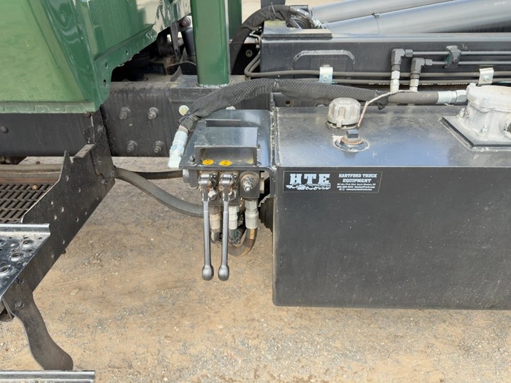 2007-international-durastar-4400-image-16