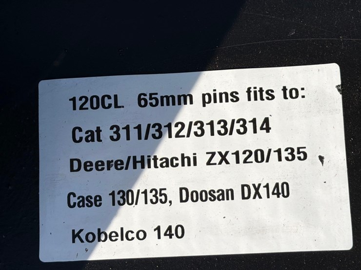 hitachi-zx120-image-4