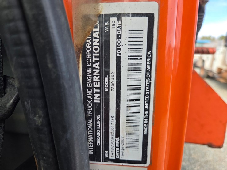 2002-international-7300-image-79