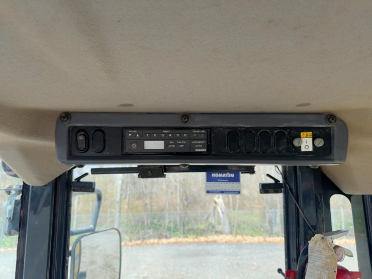 2017-komatsu-wa270-8-image-28