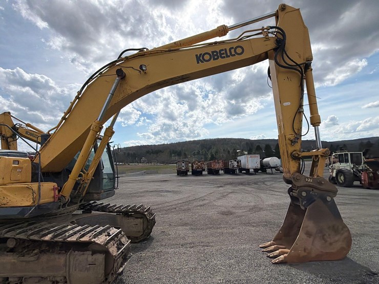 2017-kobelco-sk350-lc-9e-image-14