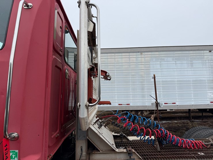 1999-western-star-5864ss-image-31