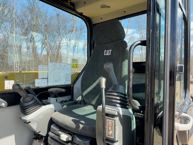 2018-caterpillar-308e2-cr-image-37