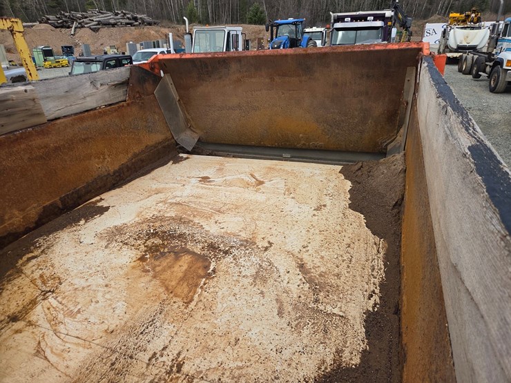 2002-international-7300-image-36