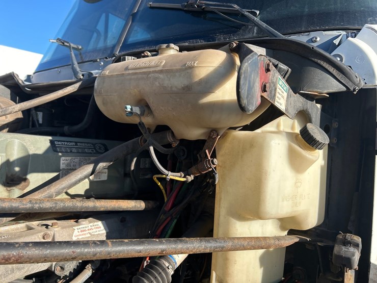 2002-massey-ferguson-8-image-62