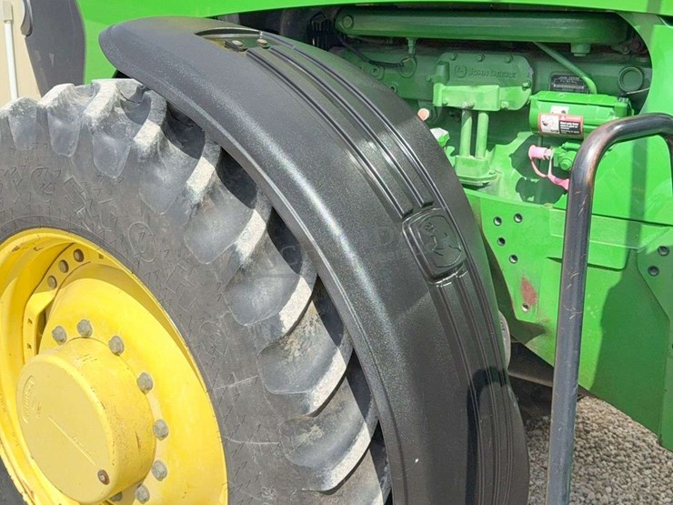 john-deere-200-image-106