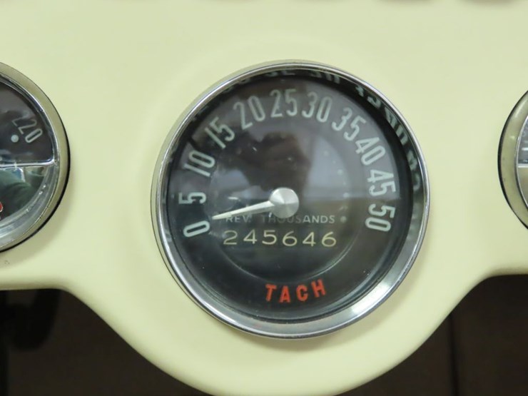 rare-1954-chevrolet-corvette-image-39