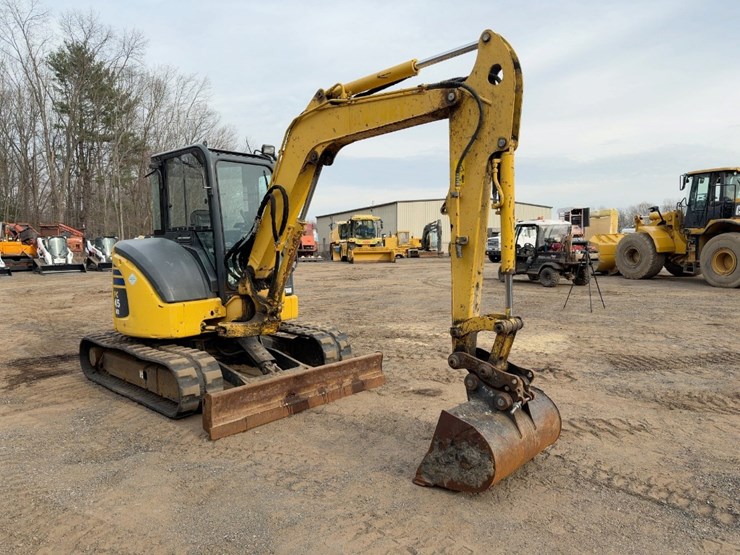 2014-komatsu-pc45mr-3-image-7
