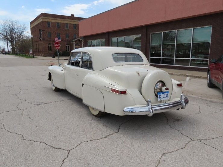1942-lincoln-continental-coupe-image-5