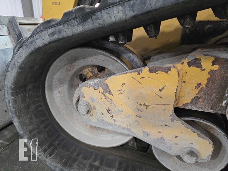 2021-caterpillar-289d3-image-28