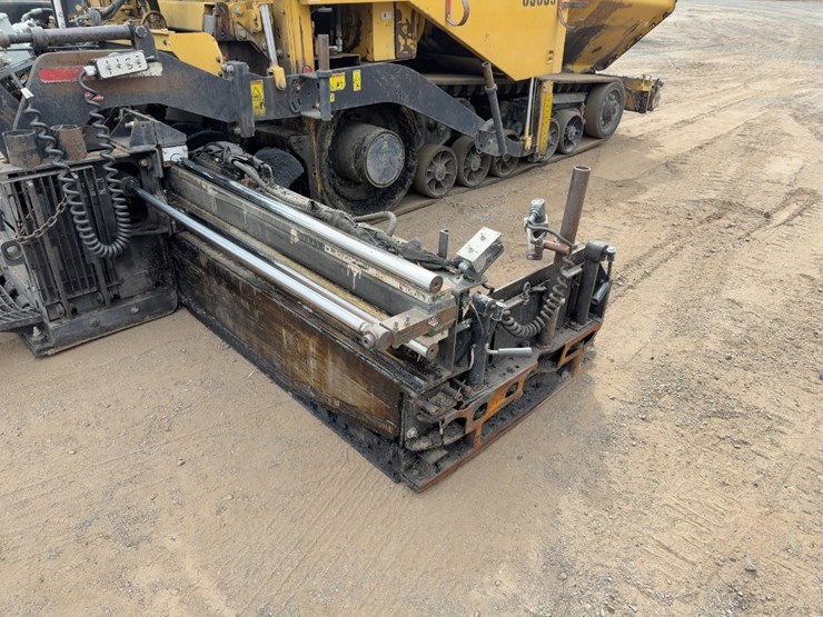 2013-caterpillar-ap-1055e-image-25