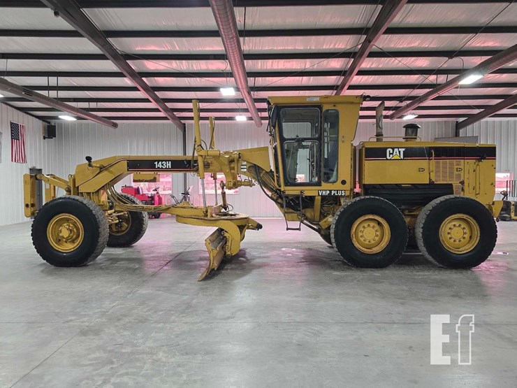 2006-caterpillar-143h-image-5