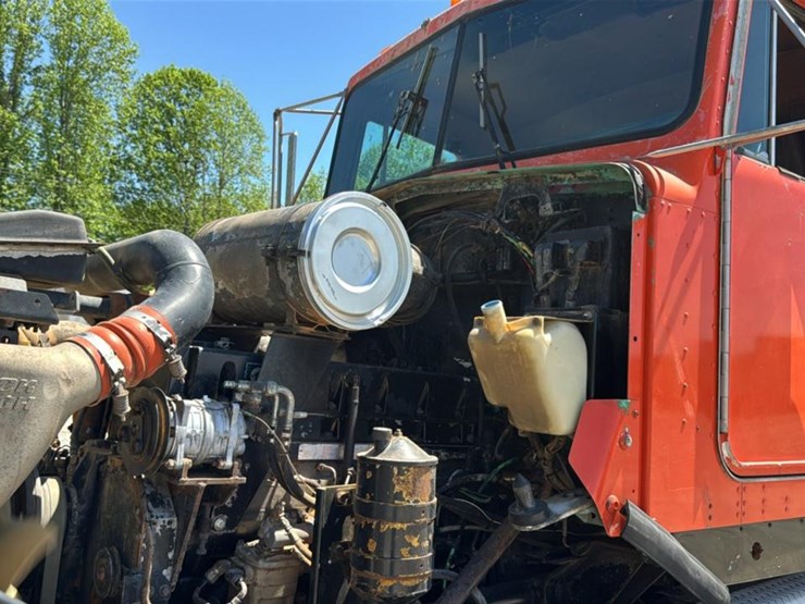 1993-kenworth-t450-image-43