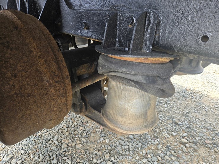 1991-peterbilt-357-image-40