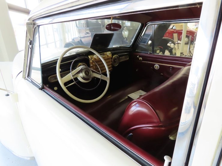 1942-lincoln-continental-coupe-image-23