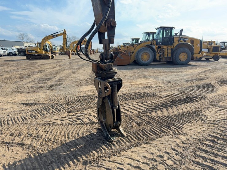 2008-deere-160d-lc-image-9