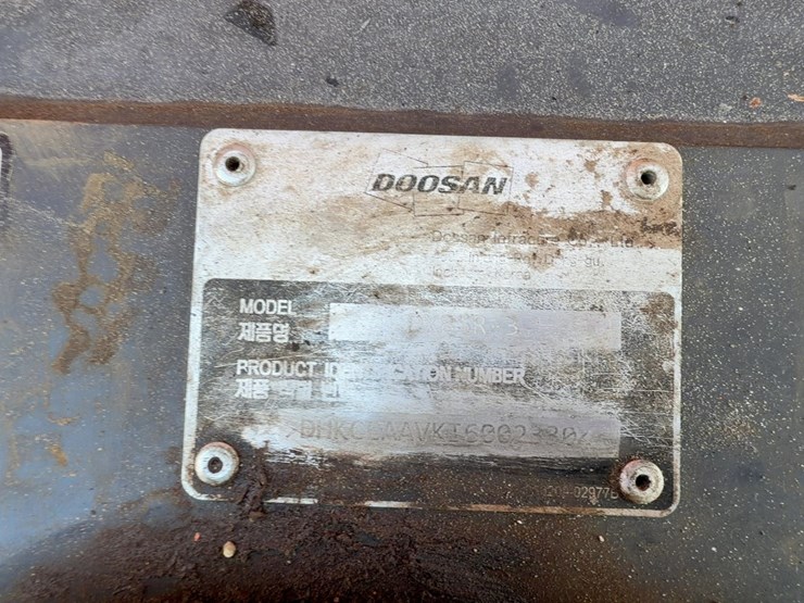 2019-doosan-dx85r-3-image-33