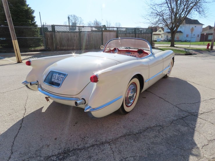 rare-1953-chevrolet-corvette-image-9