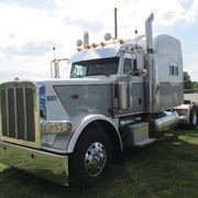 2008 PETERBILT 389