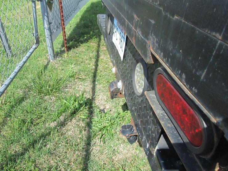 #46152-•-2005-chevrolet-s/a-single-cab-flatbed-truck-1gdg5c1e75f902740-image-8