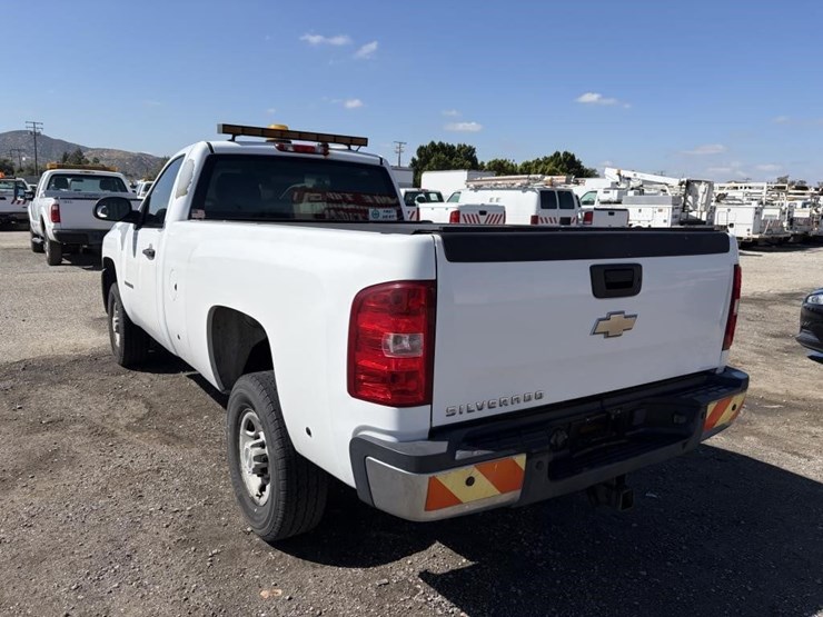 2008-chevrolet-silverado-2500-image-4