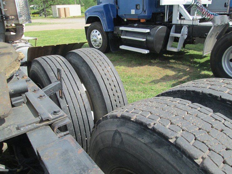 2012-international-prostar-image-11