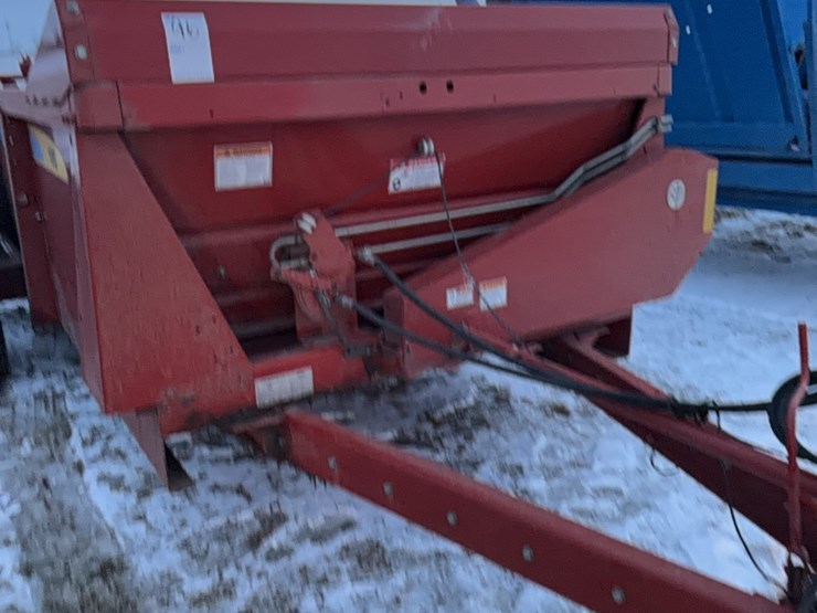 new-holland-195-image-62