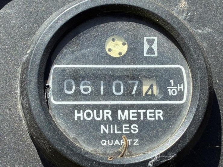 komatsu-fg25-8-image-18