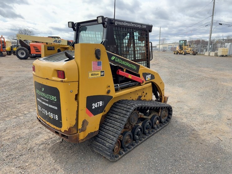 2014-caterpillar-247b3-image-5